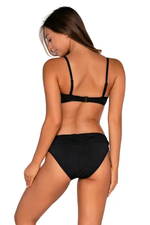 Sunsets Black Unforgettable Bottom
