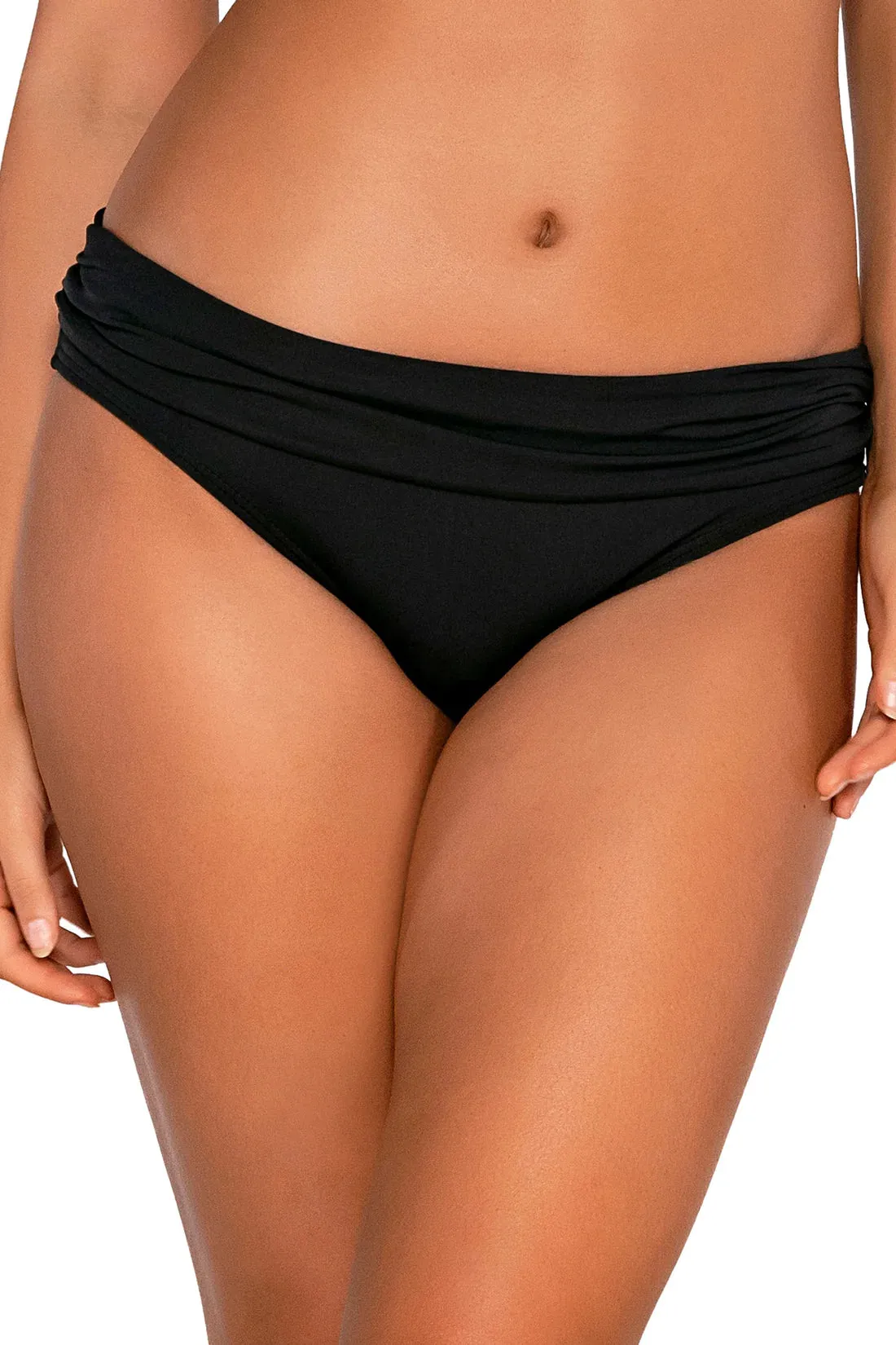 Sunsets Black Unforgettable Bottom